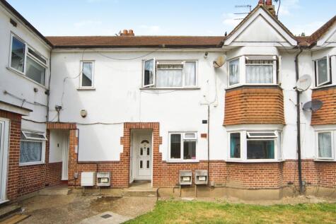 Briaris Close, London, N17