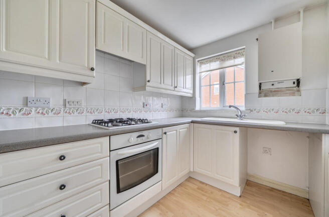 1409571-1-6984b73...