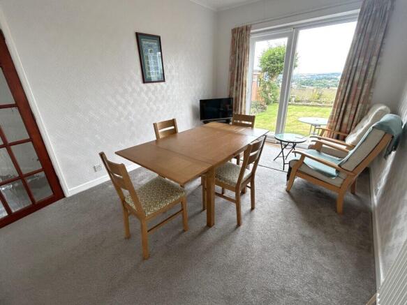 5 bed Semi-Detached for sale Image 6