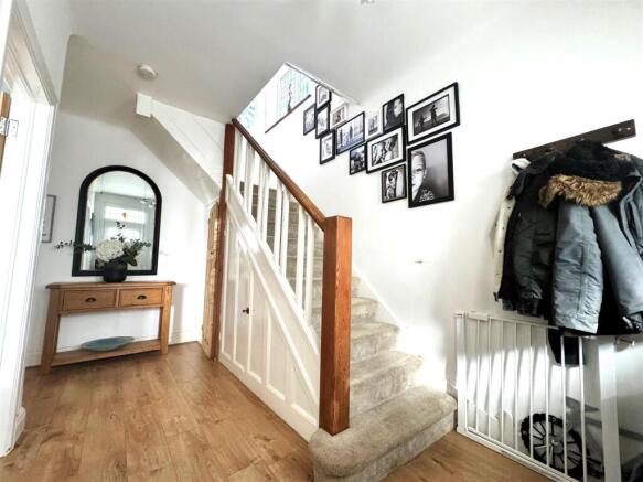 Hallway.jpg