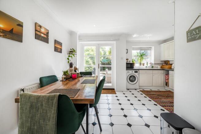 Kitchen/Dining