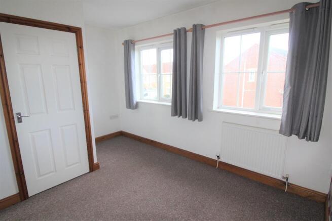 Bedroom 1b