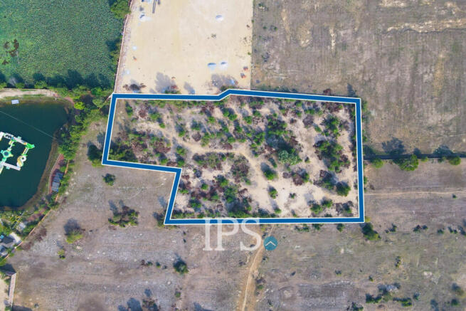 9772 Sqm Land For Sale - Svay Dangkum, Siem Reap
