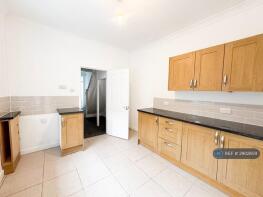 18a, Fairoak Avenue, Newport NP19 8FX