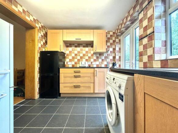 Kitchen, 2.jpeg