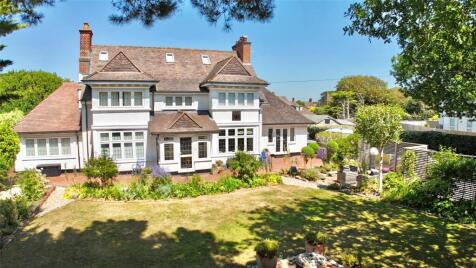 Victoria Road, Milford on Sea, Lymington, Hampshire, SO41