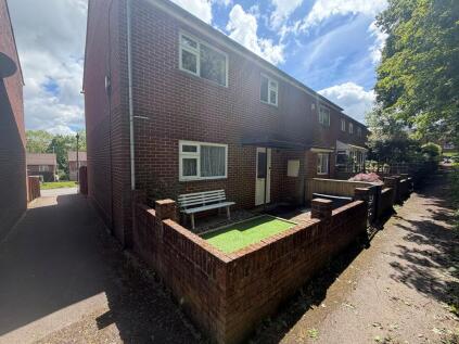 Cameron Close, Tiverton