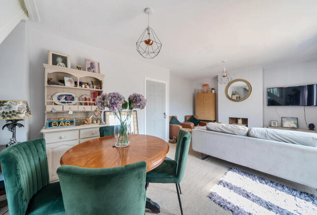 1341461-5-68a71ec...