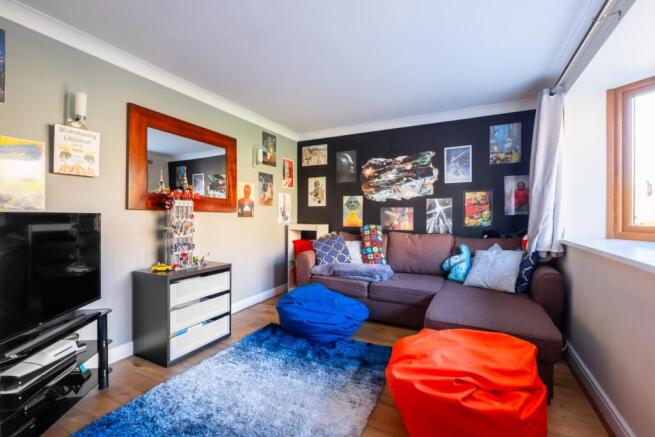 Playroom/Bedroom 6