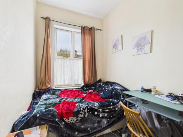 6 bed Flat for sale Image 11