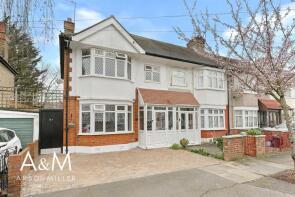 81, Yoxley Drive, Barkingside, Ilford IG2 6PU