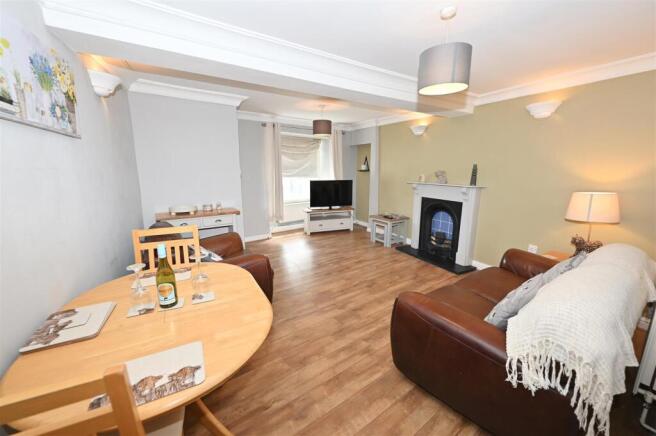 1 bed Apartment for sale Image 6