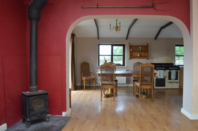 Log Burner (Web).JPG