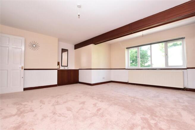 4 bed Detached for sale Image 10
