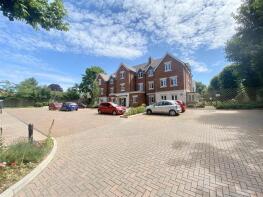 12, Constance Place, Knebworth SG3 6EE