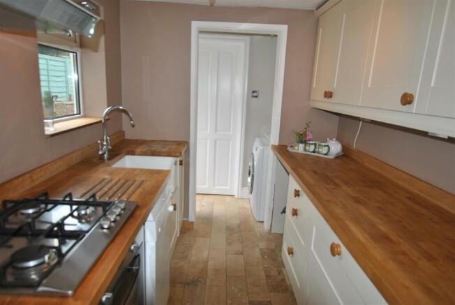 Kitchen.JPG