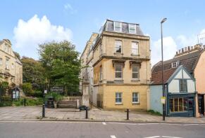 Flat 1, 37 Hartley House, Belvedere, Lansdown, Bath BA1 5HR