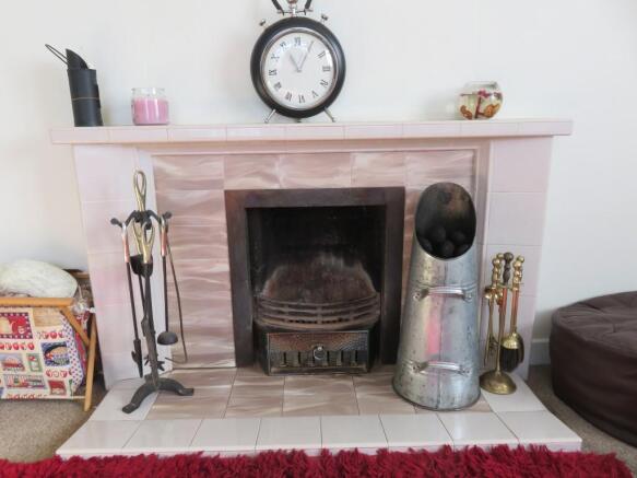 OPEN FIREPLACE
