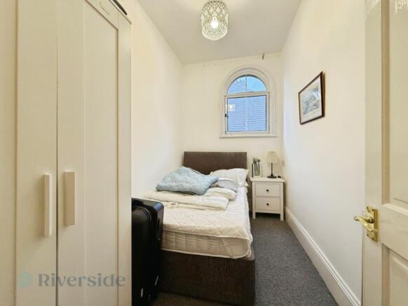 2 bed Apartment for sale Image 9