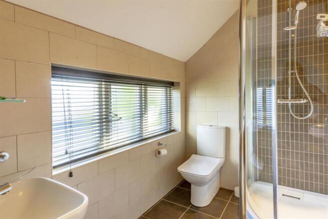 Ensuite DSC_3797-HDR copy.jpg