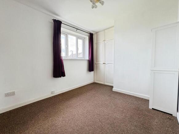 2 bed Flat for sale Image 10