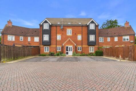 Kestrels Mead, Tadley, Berkshire, RG26
