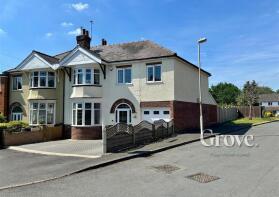 32, Stennels Avenue, Halesowen B62 8QJ