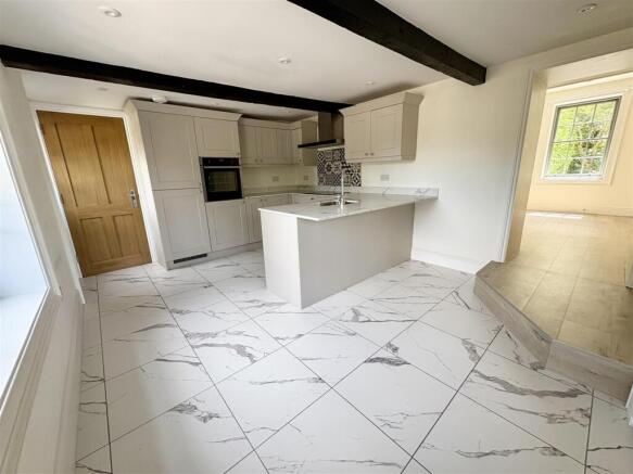 3. kitchen4.jpg