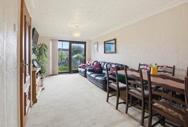 2 bed Retirement Property for sale Image 9
