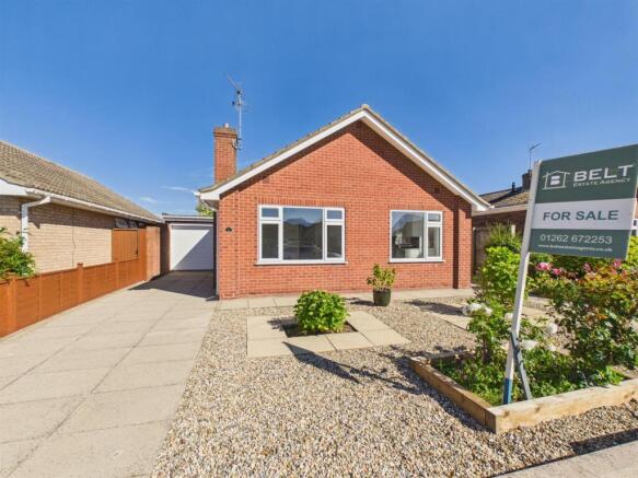 2 bed Detached Bungalow for sale