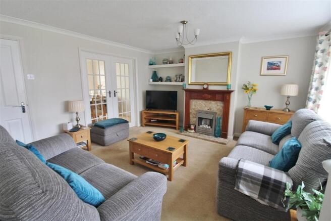 SITTING ROOM -