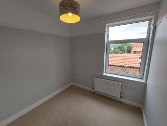 3 bed Semi-Detached to rent Image 9