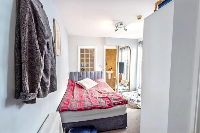 3 bed Maisonette for sale Image 10