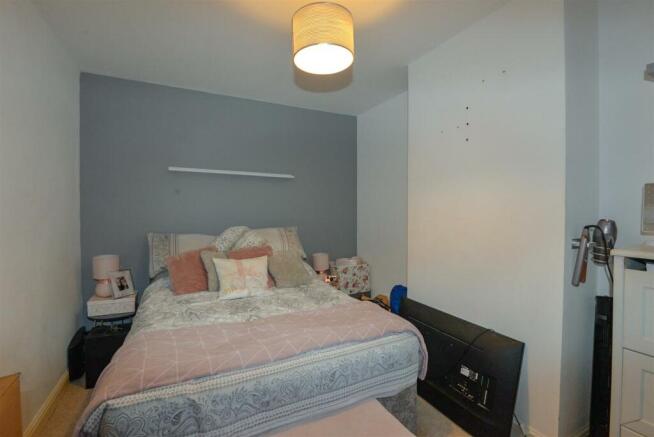 Bedroom2 1.jpg