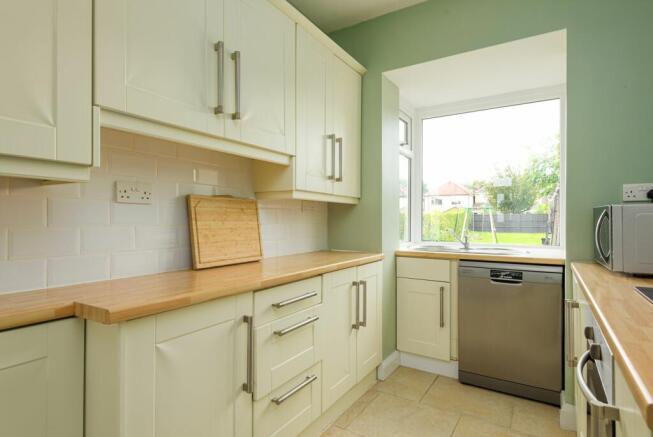 KITCHEN DINER AND LIVING ROOM