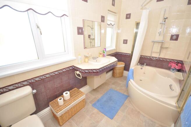 Trem Y Glyn, Tenby Road, St.Clears SA33 4JW Photo 11