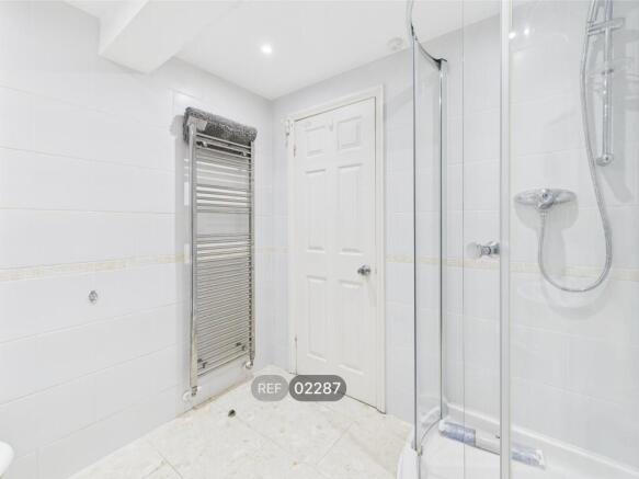 1 bed Apartment to rent Image 10