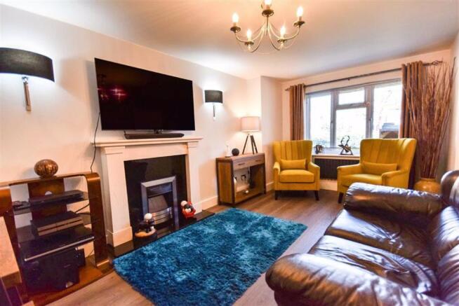 SITTING ROOM
