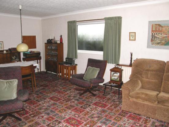 Lounge / Dining Room