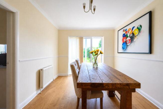 3 bed Semi-Detached for sale Image 4