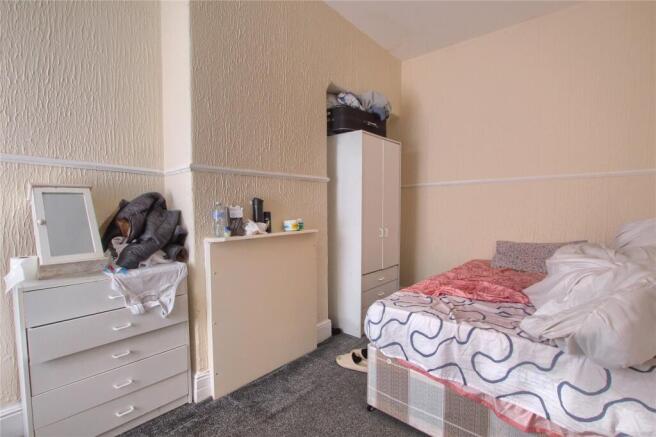 3 bed Terraced for sale Image 6