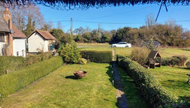 ATTRACTIVE FRONT GARDEN