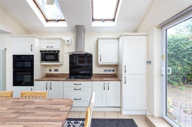 4 bed Semi-Detached for sale Image 5