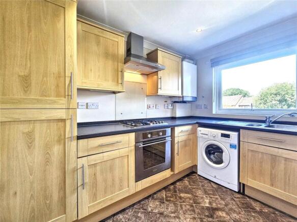 Forest Road, Midhurst, West Sussex, GU29 photo 4