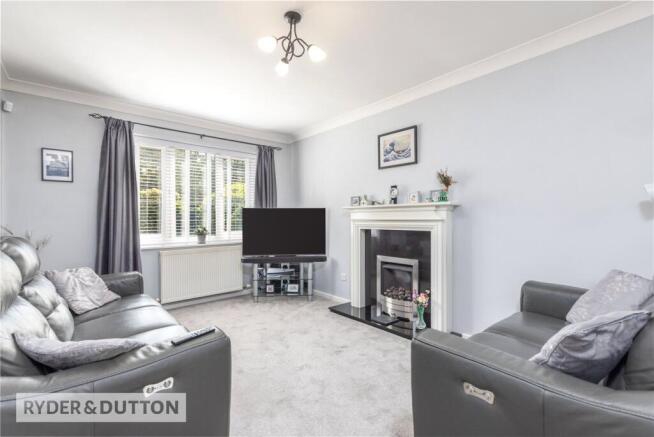 4 bed Detached for sale Image 4