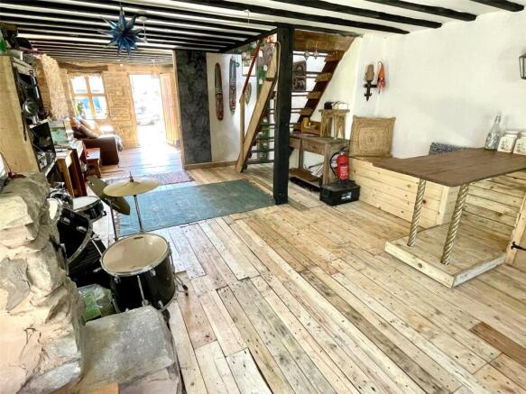 2 bed Barn Conversion for sale Image 8