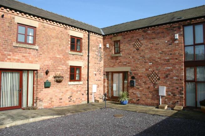 ACCOMMODATION SPECIF