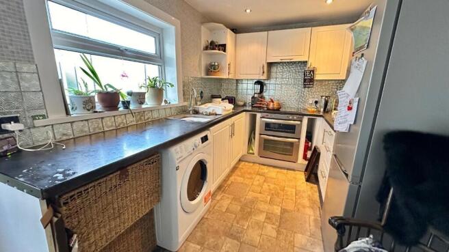 2 bed Terraced for sale Image 4