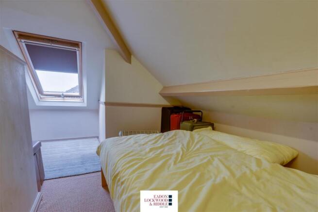 Loft Room 1-2.jpg