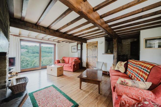 4 bed Detached for sale Image 7